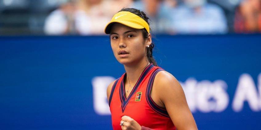 借三分球上 借三分球上